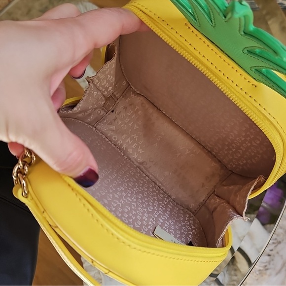 Kate Spade How Refreshing Pineapple Crossbody Novelty Bag EUC - Picture 7 of 12